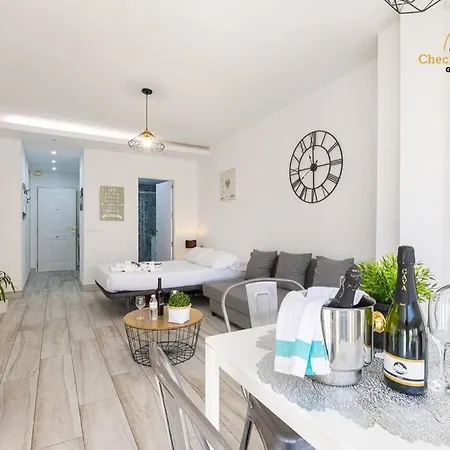 El Acuerdo Centro * Torremolinos