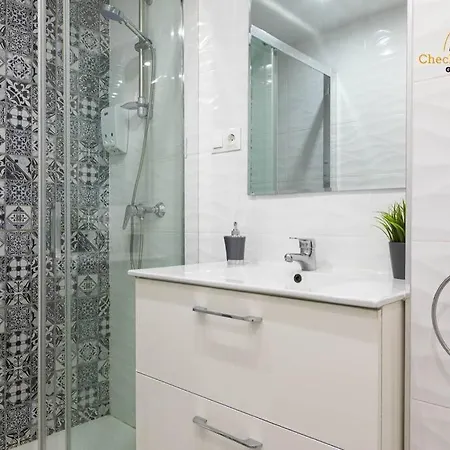 El Acuerdo Centro * Torremolinos